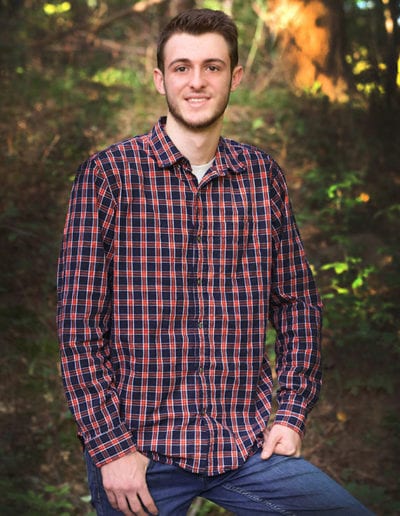 graduating-seniors-photos-in-walled-lake-mi