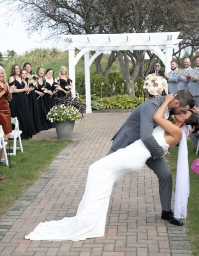 experienced-wedding-photographer-near-Wixom